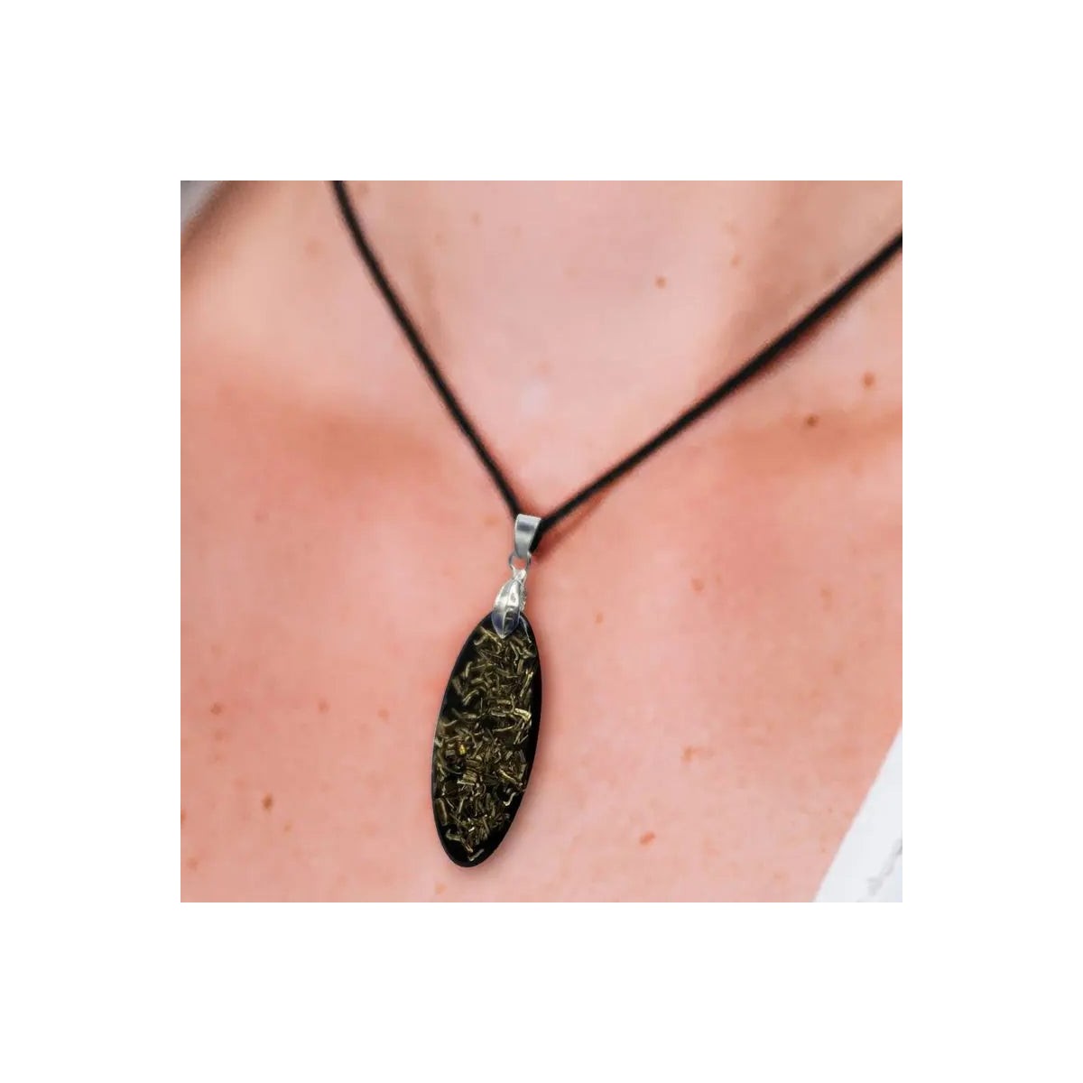 Pendentif de protection Shungite mandorle