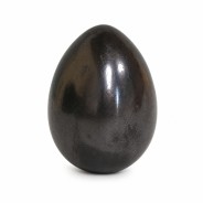 Oeuf de Shungite 6cm avec support en Shungite Brut